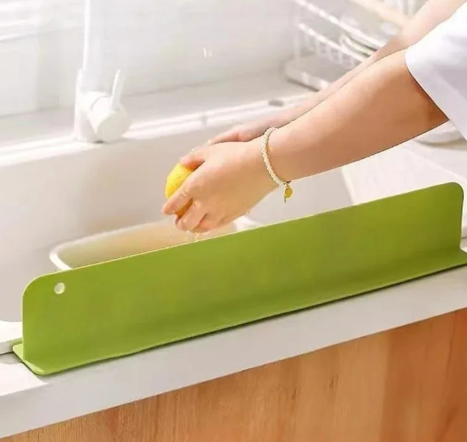 Trending kitchen water shield