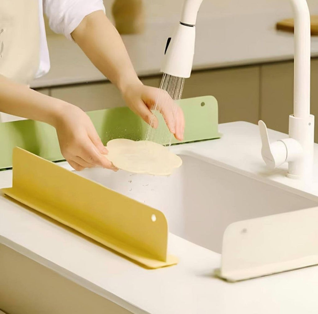 Trending kitchen water shield